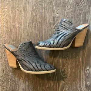 DV by Dolce Vita Kenli Mules